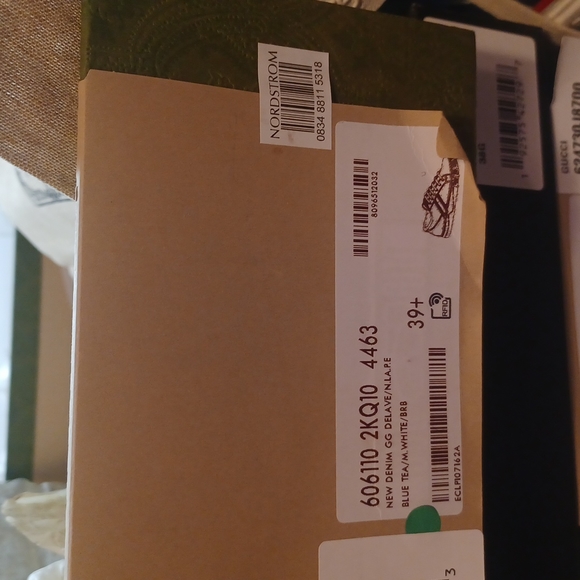 COPY - Authentic Gucci tennis - Picture 8 of 11